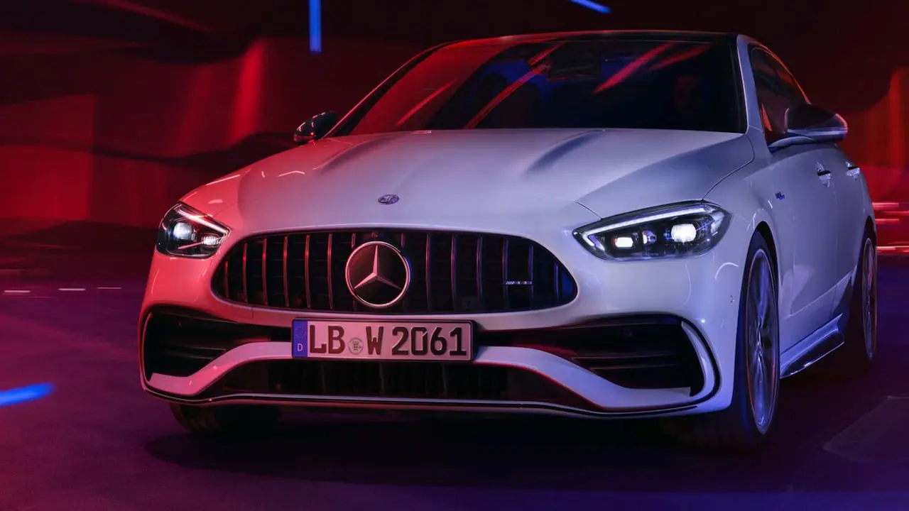 Parrilla del radiador específica de AMG con tirantes verticales