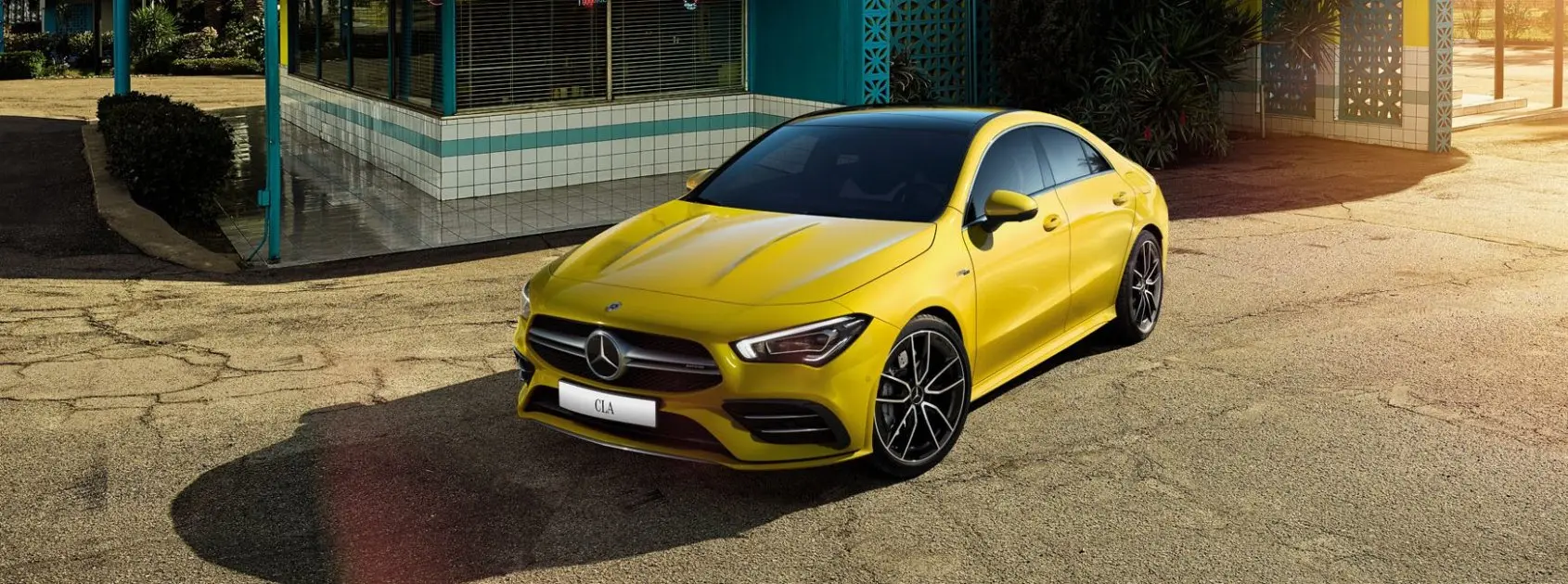 Mercedes-AMG CLA 35 4MATIC gallery image