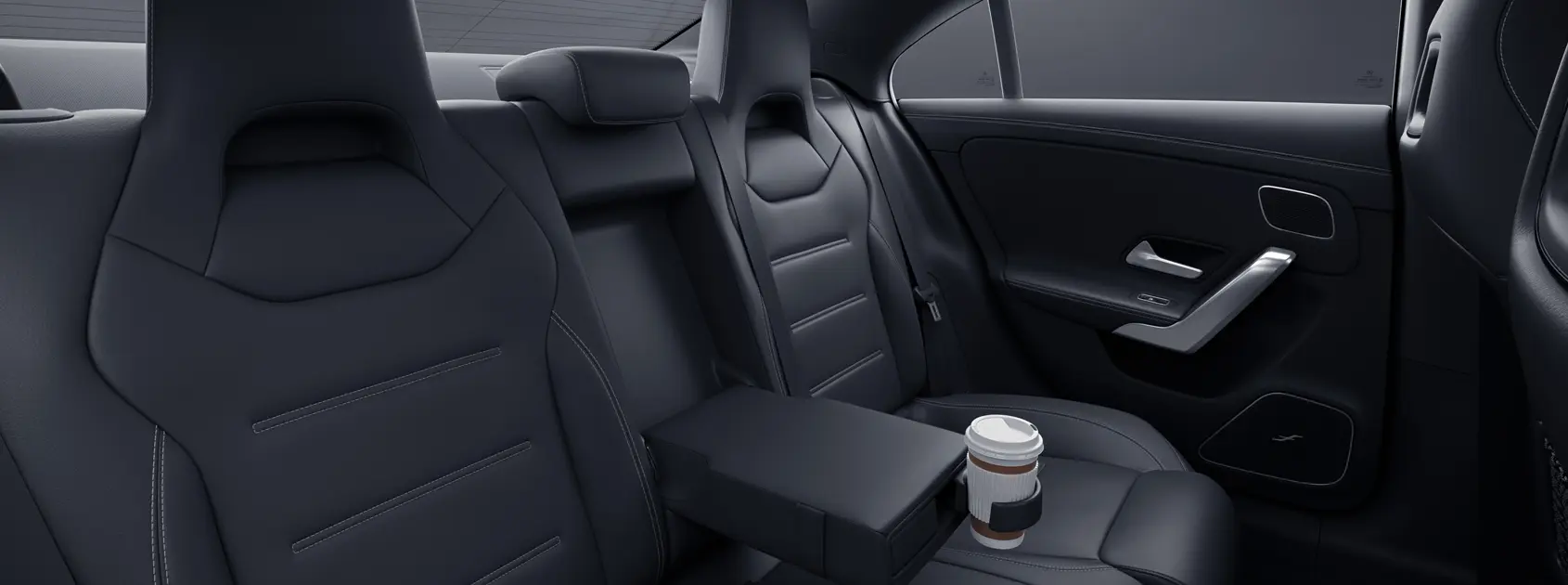 Mercedes-AMG CLA 35 4MATIC gallery image