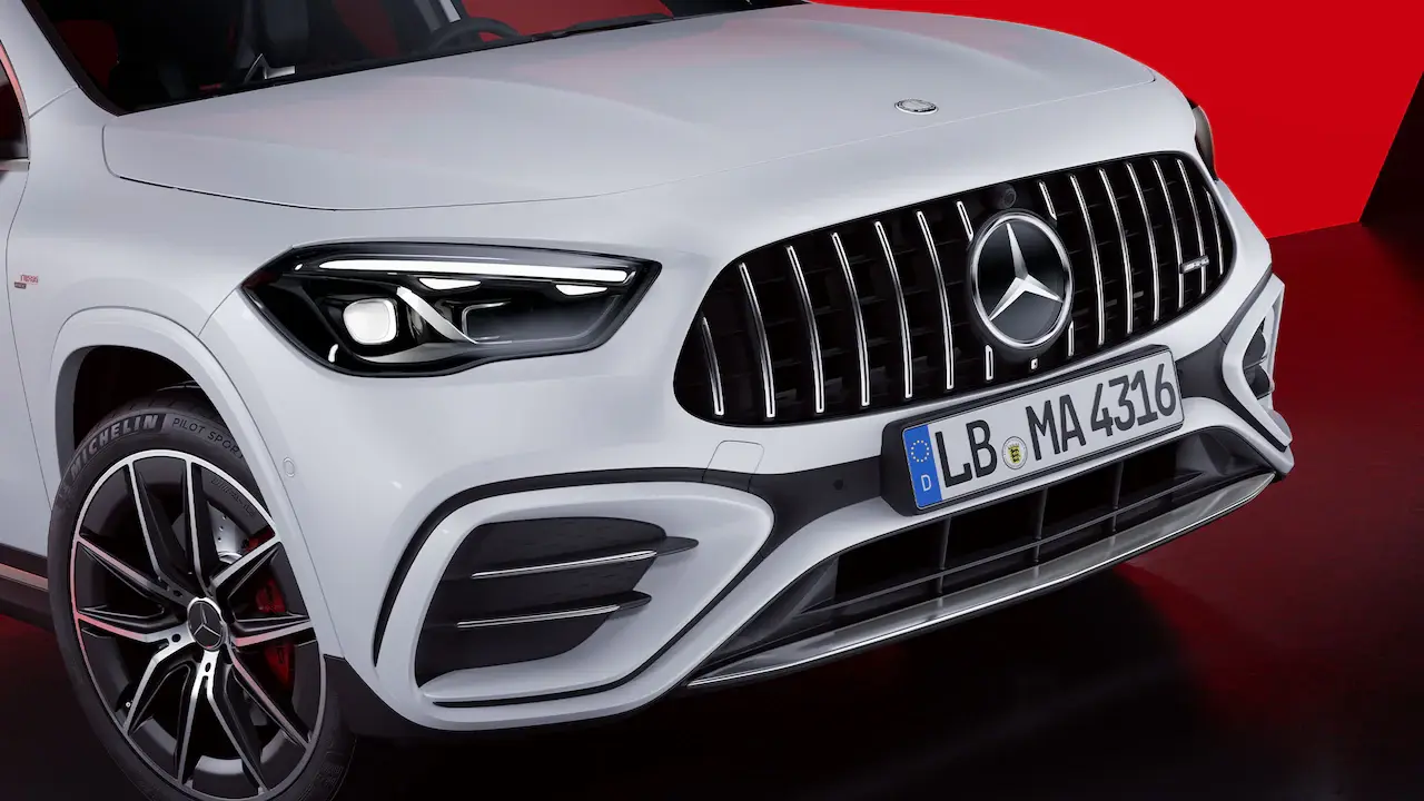 Nuevo faldón delantero AMG