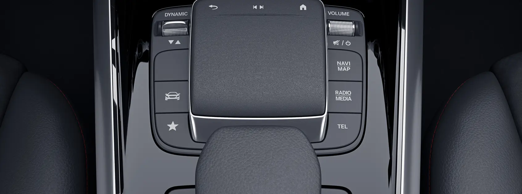 Mercedes-AMG GLA 35 4MATIC gallery image