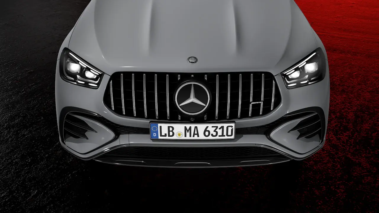 Nuevo faldón delantero AMG