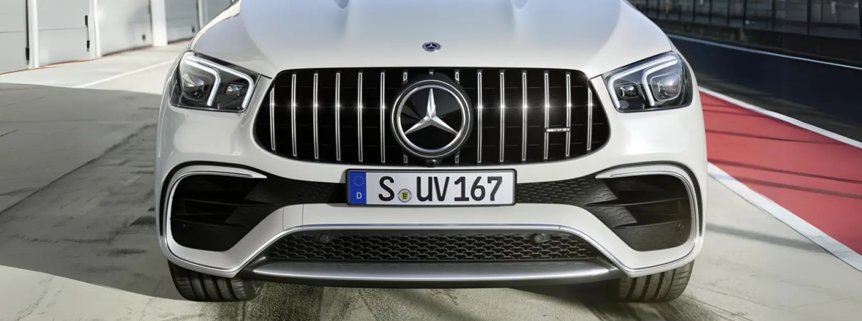 Mercedes-AMG GLE 53 4MATIC gallery image