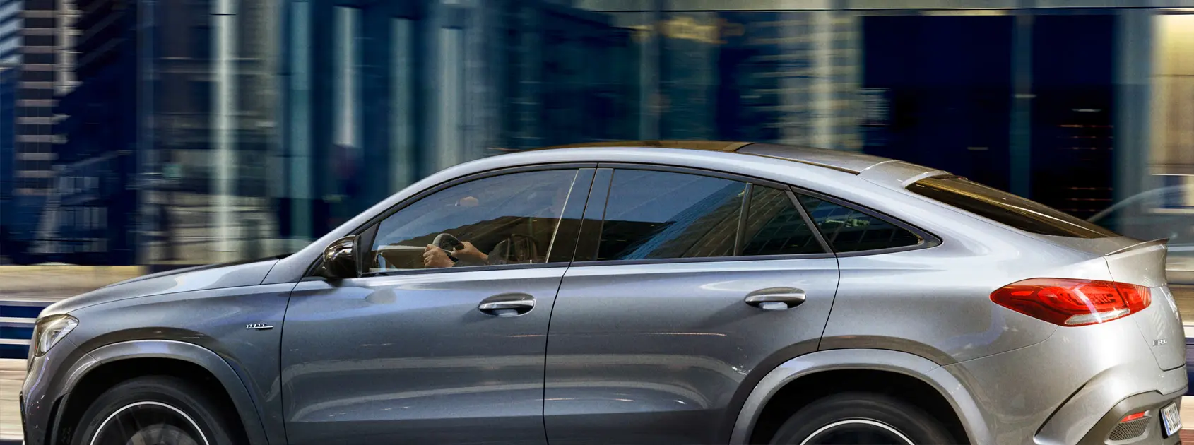 Mercedes-AMG GLE 53 4MATIC Coupé gallery image