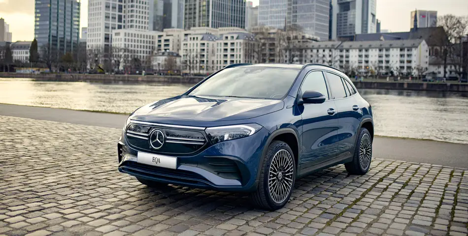 EQA 350 4MATIC gallery image