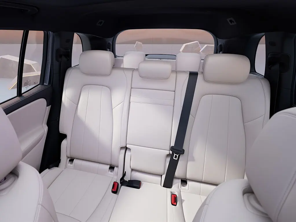 Generoso concepto espacial para hasta siete ocupantes