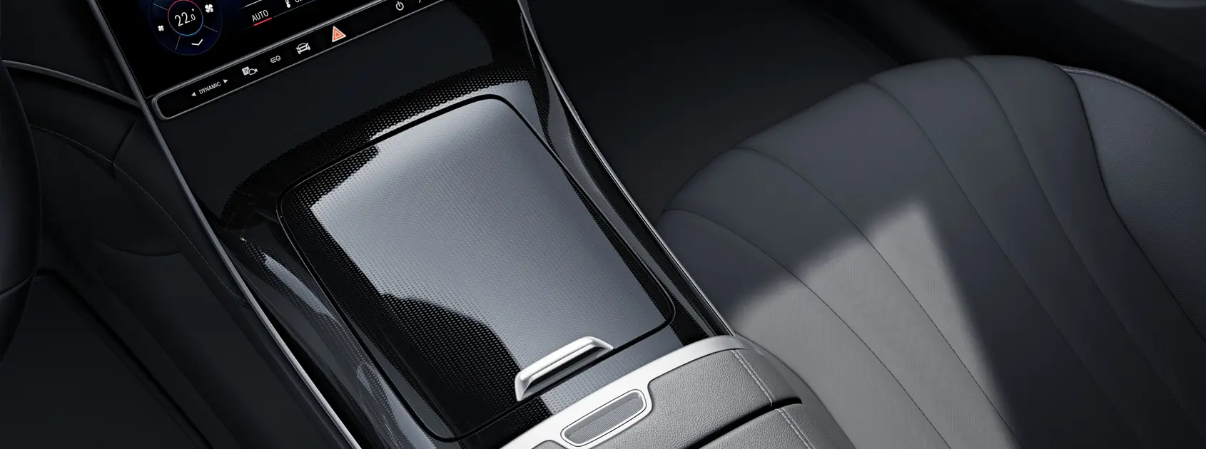 EQE 350 4MATIC gallery image