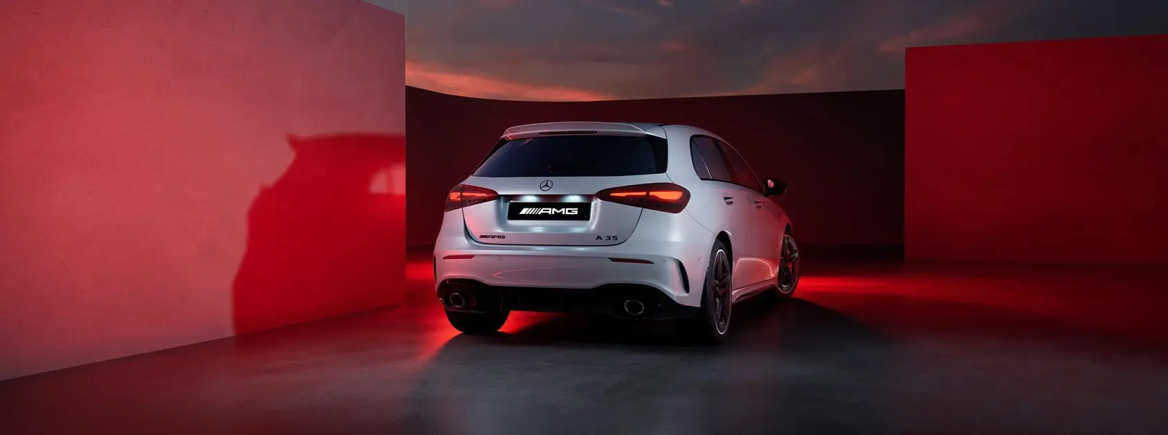 Mercedes-AMG A 35 4MATIC gallery image